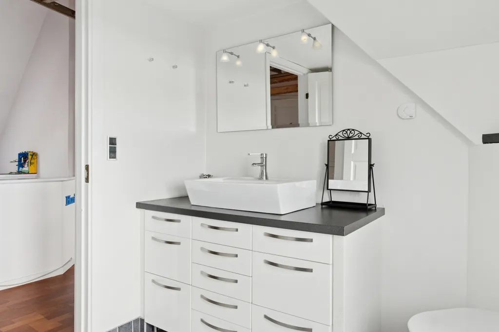 Salles de bain - Maison 6 pièces à Slagelse