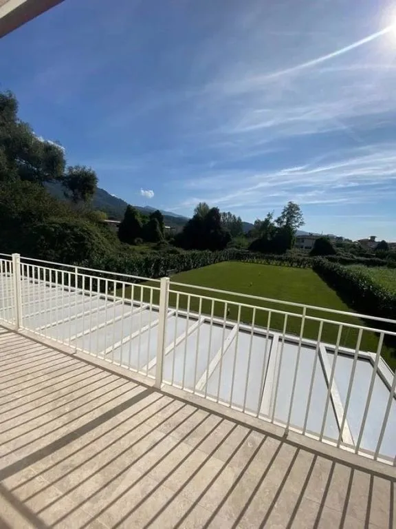 Terrasse - Newly Built Villa with Pool in Pietrasanta