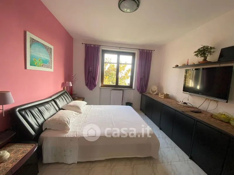 Magamistoad - Three-Storey Villa with Private Garden in Mortara