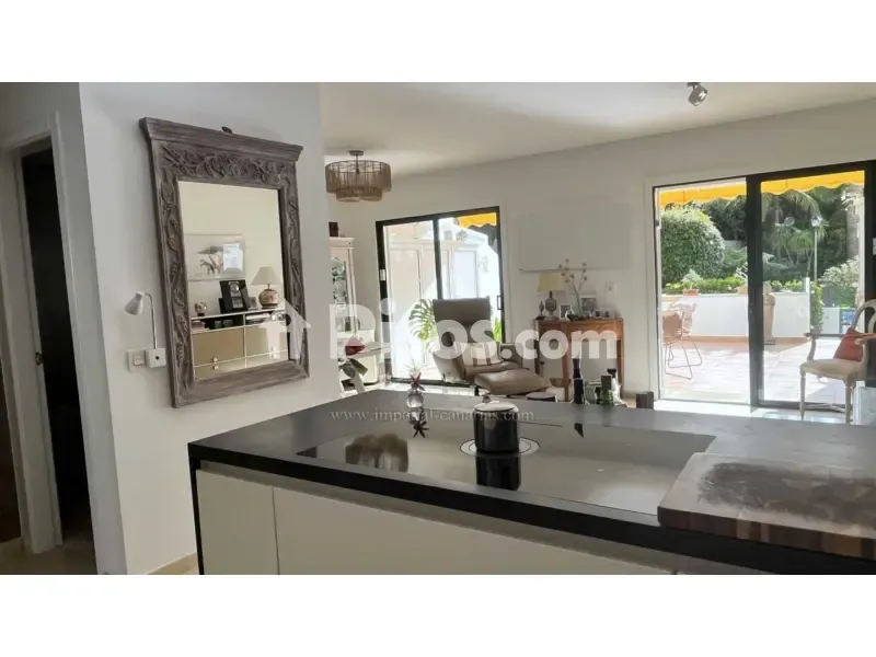Kitchen - Modernised Flat with Pool in La Paz