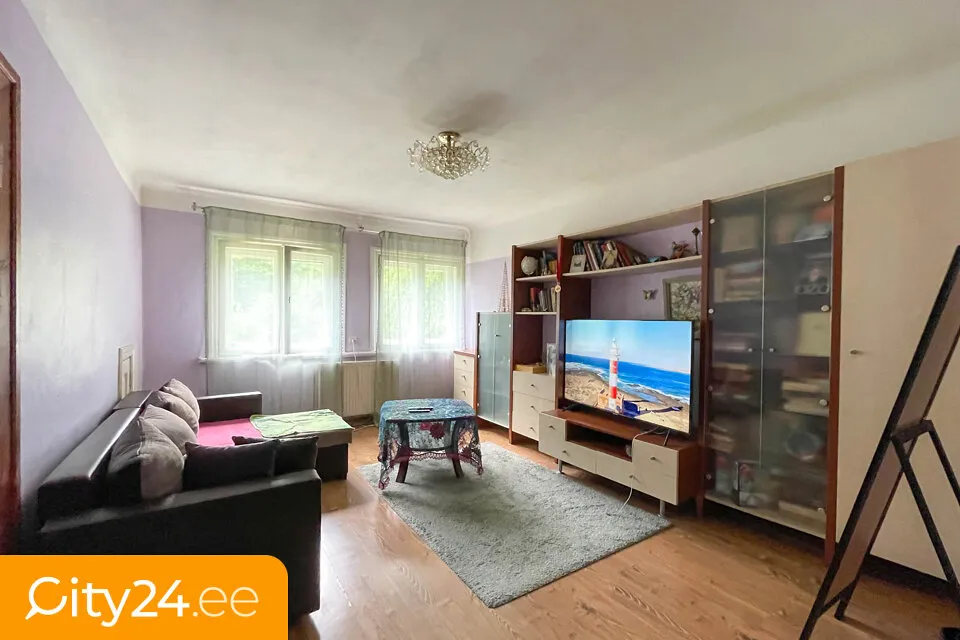 Soggiorno - 4-Bedroom Flat with Garden in Inčukalns Centre