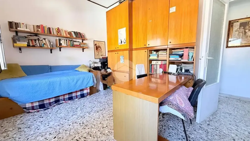 Chambres - Quadrilocale with Balcony in Santa Croce, Naples