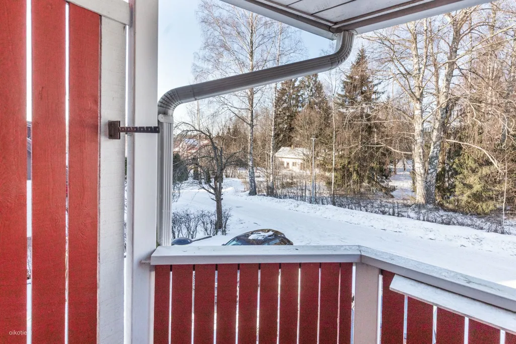 Rõdu - Terraced House with Balcony in Pyhätön, Heinola