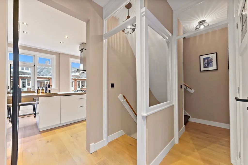 Entrée - Renovated Apartment with Balcony in Blijdorp