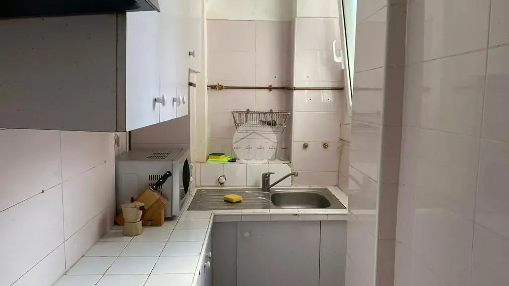 Cuisine - First Floor Flat with Balcony in Milan South