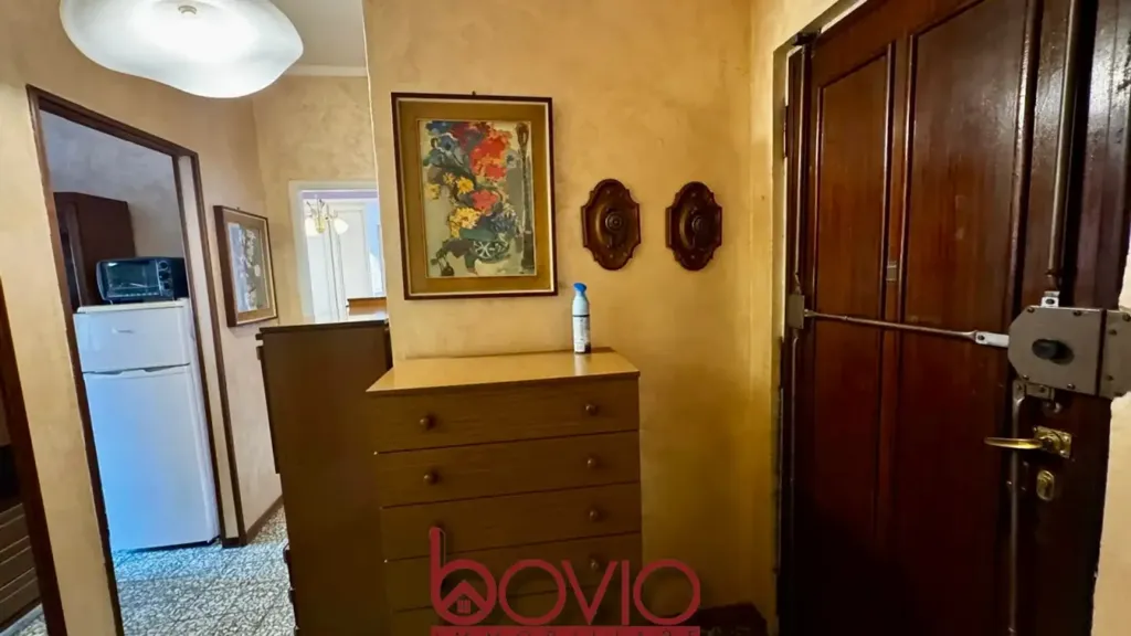 Entrée - Apartment with Balcony in Barriera Milano, Turin