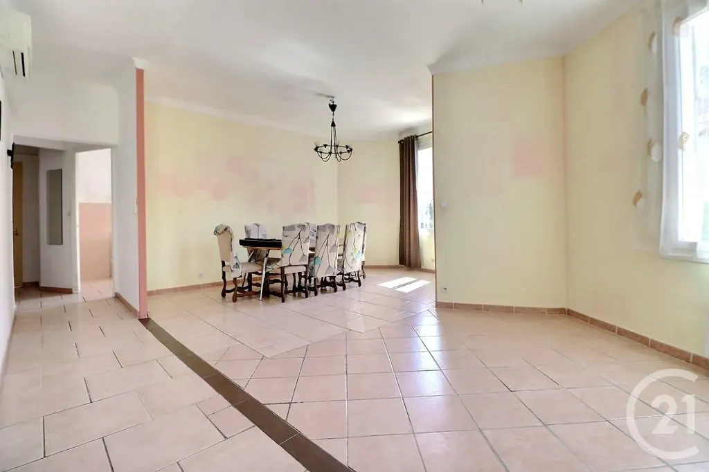 Söögituba - Studio and Loft in Central Saint-Raphaël