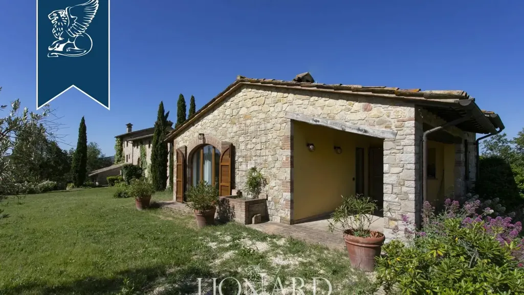 Välivaade - Rustic Farmhouse with Pool in Todi