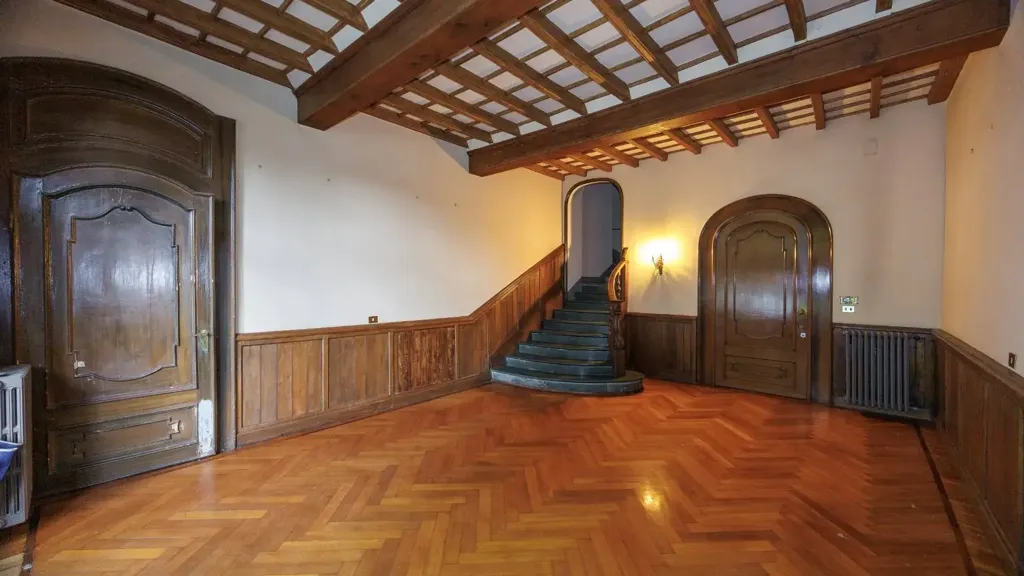 Entrée - Historic Apartment with Panoramic Terrace in Turin