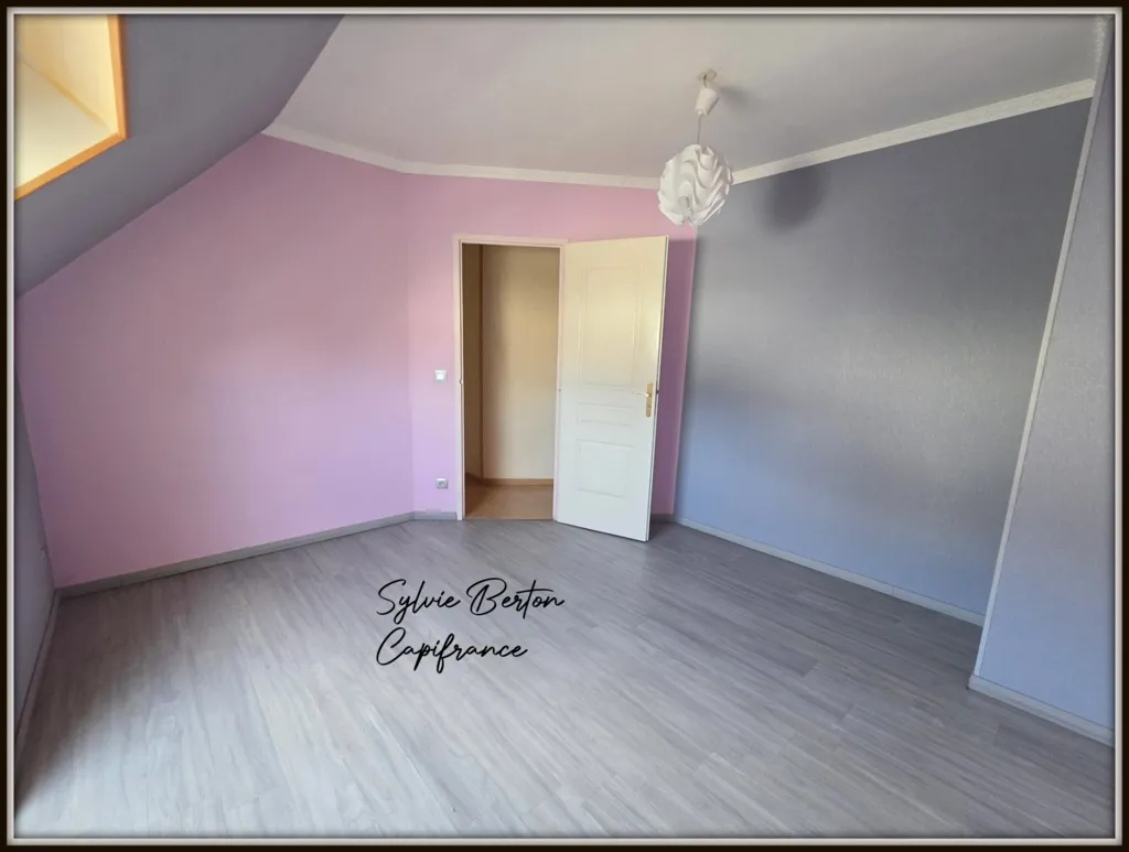 Stanze - House with Garden and Garage in Sevran