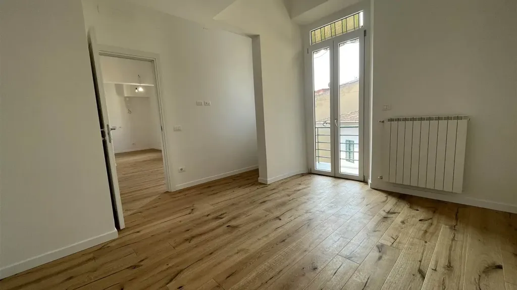 Toad - Rustic 3-Room Apartment with Balcony in Florence