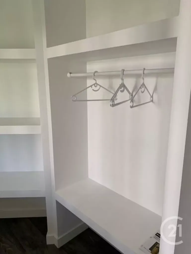 Pièces - Studio Meublé avec Parc à Tours Nord