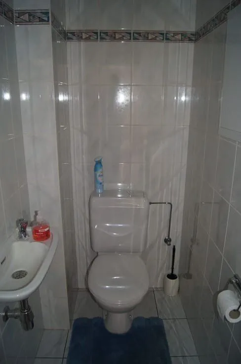 Bagni - House in Quiet Setting, Tienen