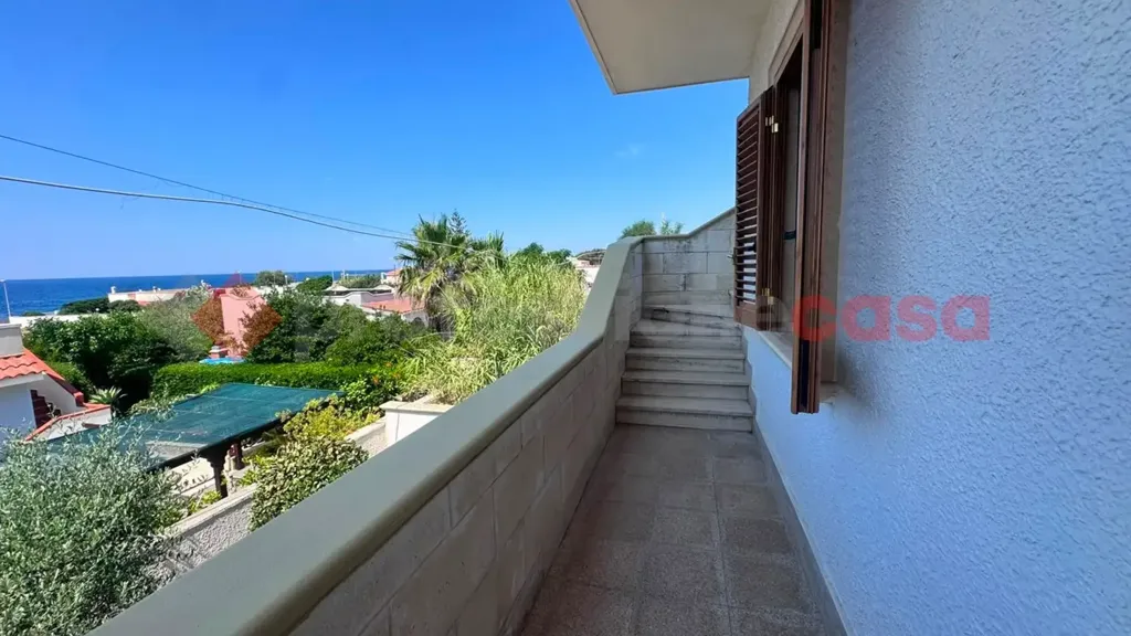 Balcone - Villa with Sea View in Leporano