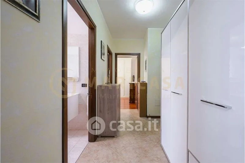 Entrée - Apartment with Balcony in Modena