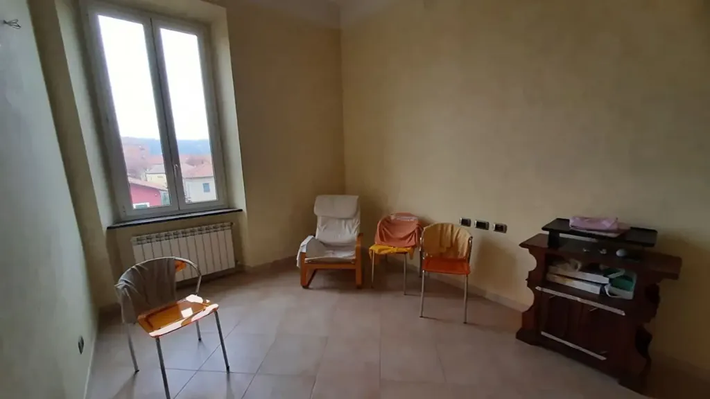 Séjour - Fully Renovated Apartment with Balcony in Ovada