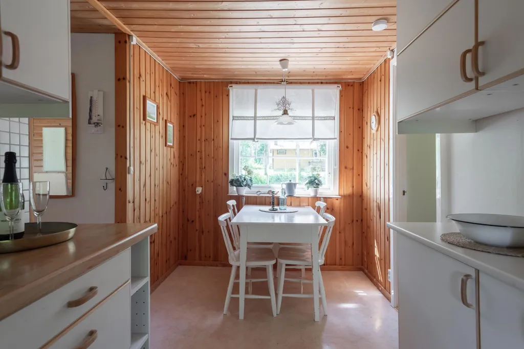 Sala da pranzo - Cottage with Garden in Östra Lonntorp