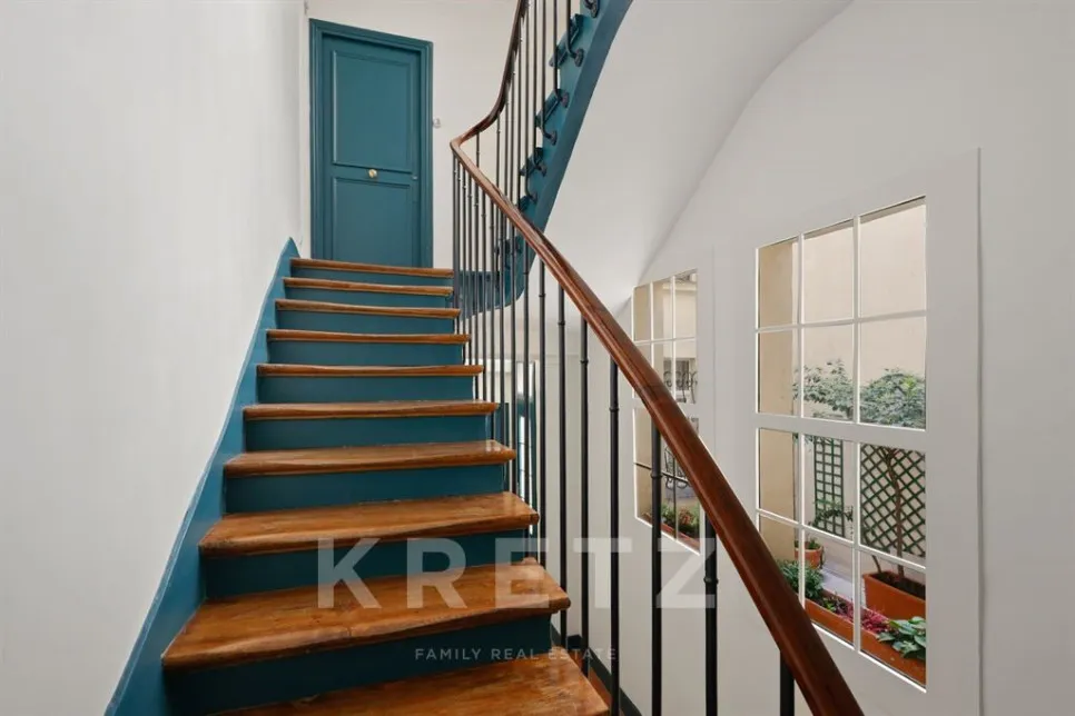 Toad - Top Floor Flat with Terrace in Saint-Germain-des-Prés
