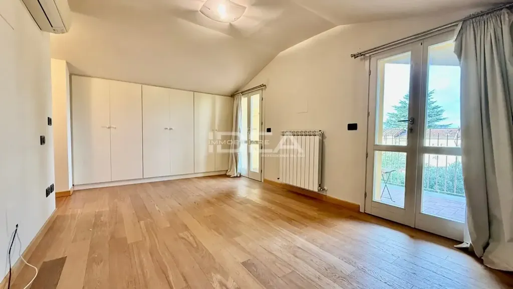 Bedrooms - Contemporary Villa with Balconies in Lucca