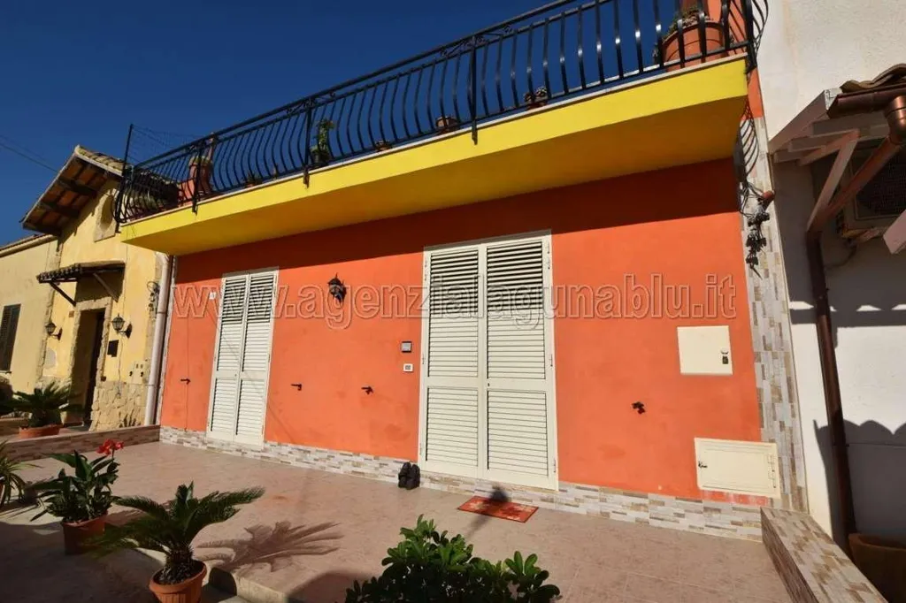 Välivaade - Independent House with Panoramic Terrace in Marsala
