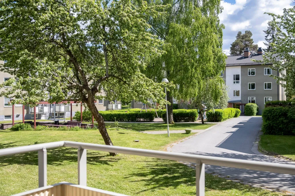 Rõdu - Apartment with Balcony in Västerhaninge