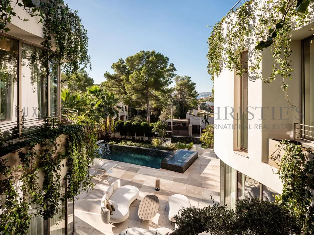 Pool - Contemporary Villa with Sea Views in Bendinat