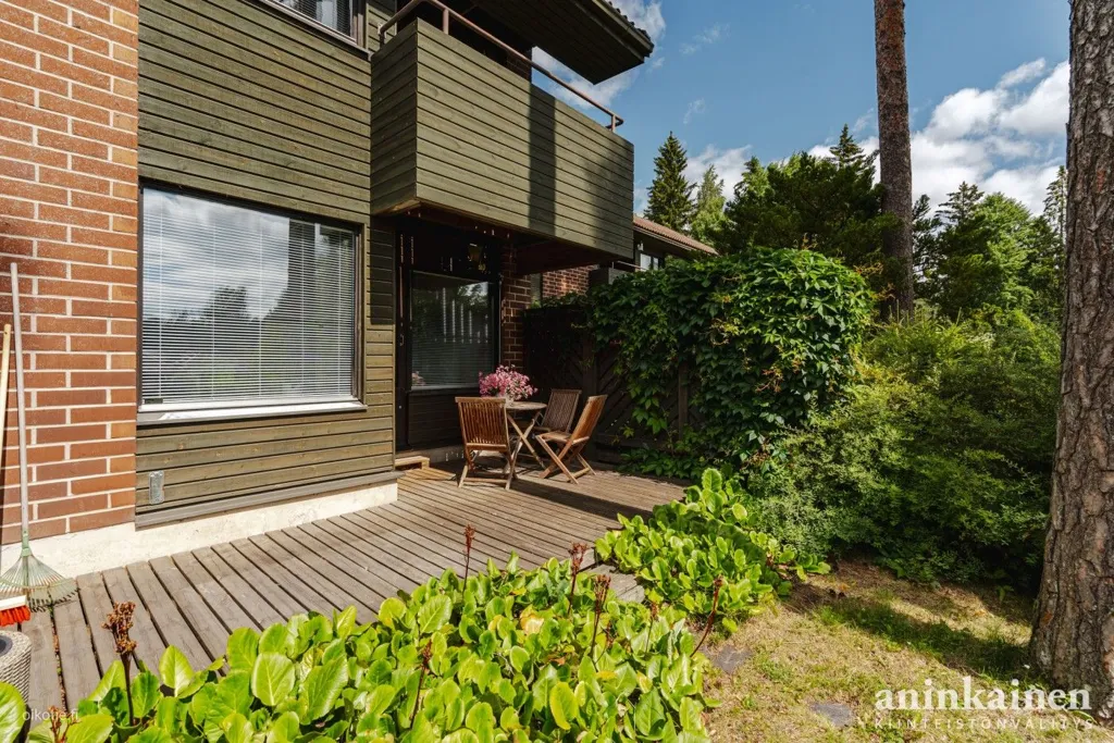 Terrass - Two-Level Terraced House with Private Yard in Koivula