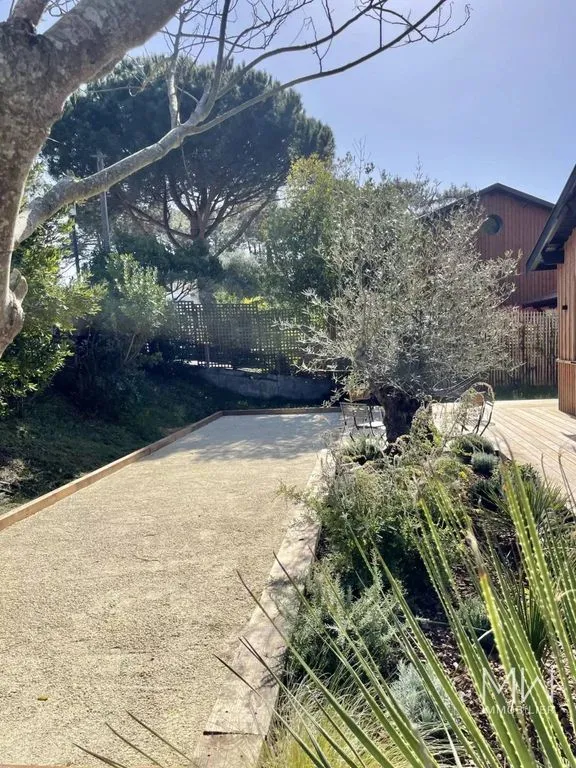 Garden - Luxury Villa with Pool in Lège-Cap-Ferret