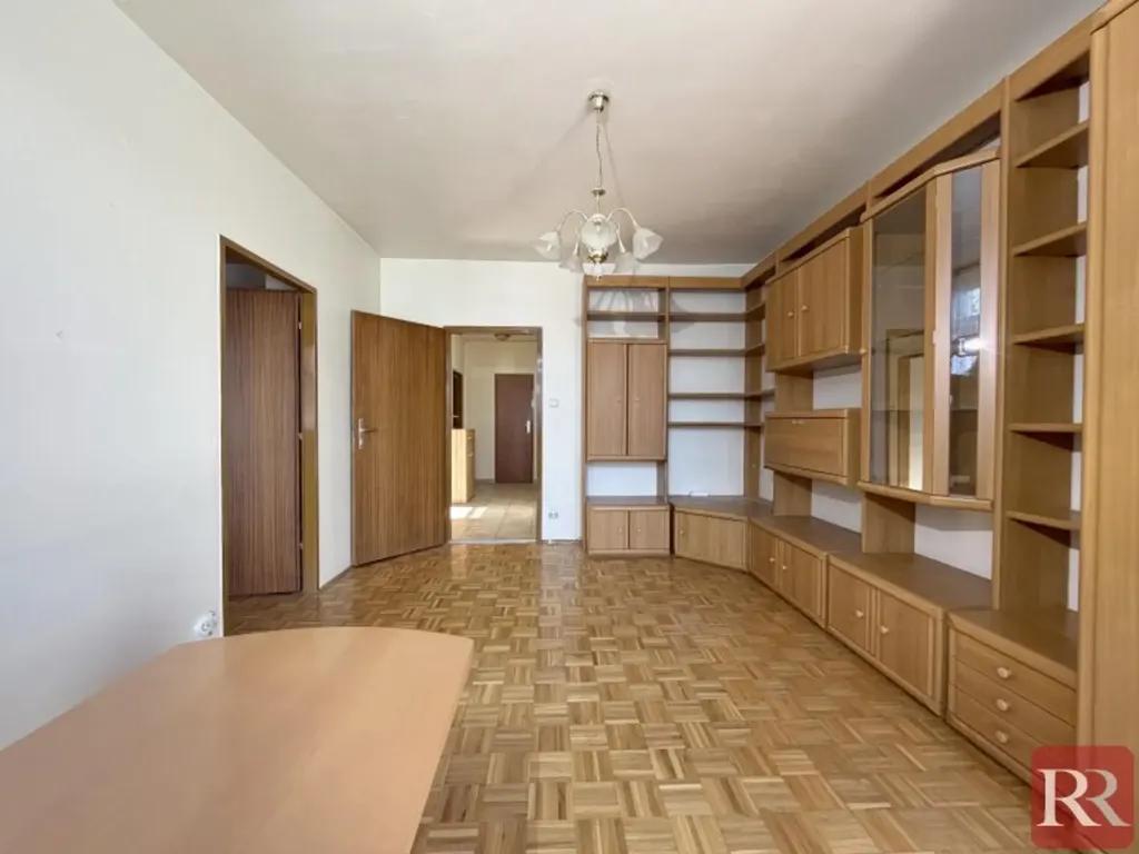 Elutuba - 3-Bedroom Apartment with Balcony in Kritzendorf