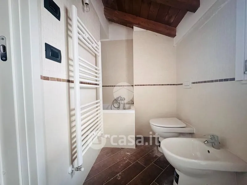 Salles de bain - Historic Studio Apartment in L'Aquila Centre