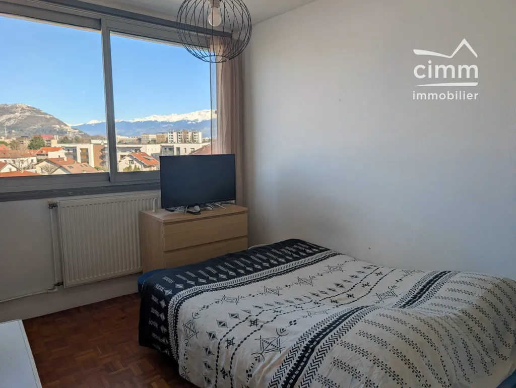 Chambres - Appartement T4 avec Balcon à Seyssinet-Pariset