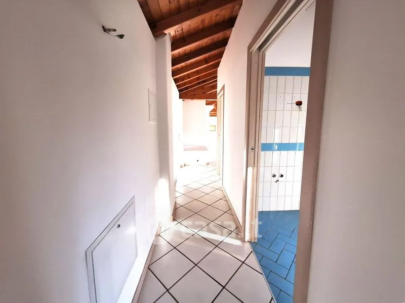 Hallway - Rustic Villa with Private Garden in Trescore Balneario