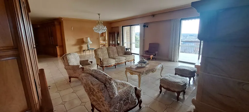 Séjour - Maison avec Vue Dégagée sur les Hauteurs d'Objat