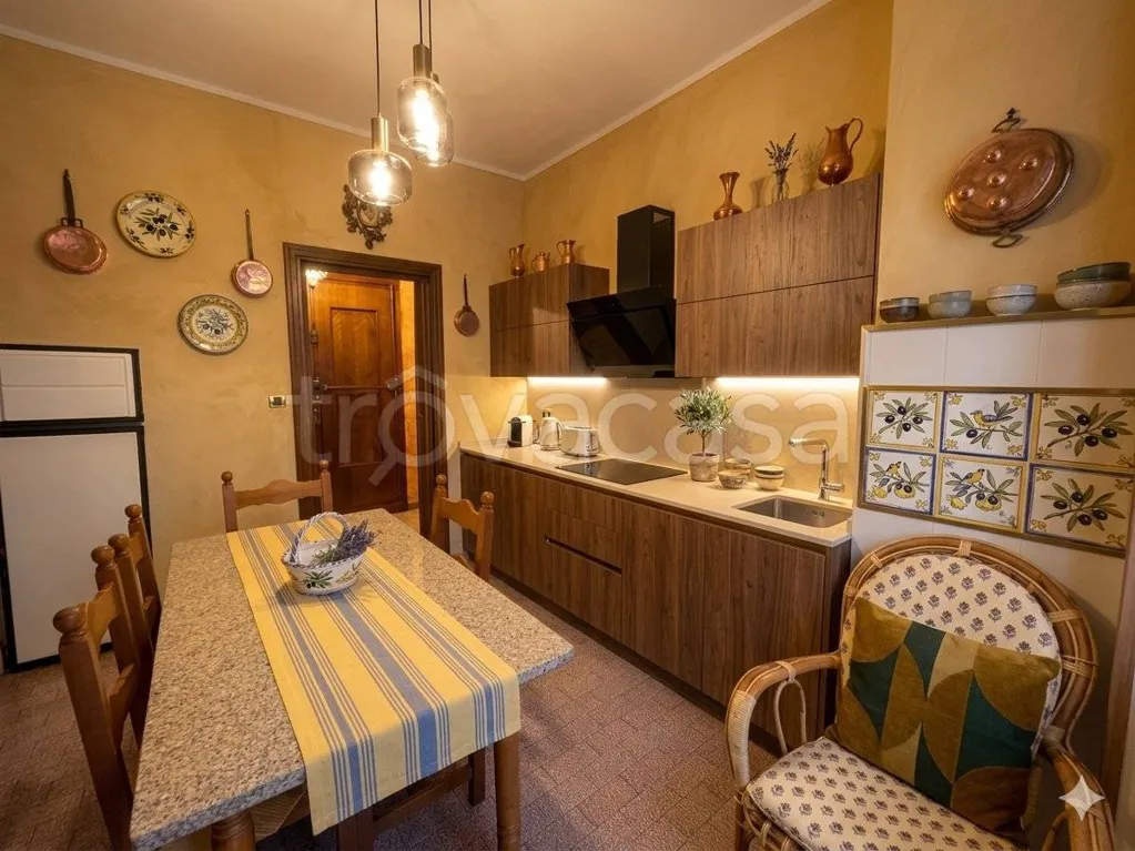 Salle à manger - Bright Apartment with Balcony in Pinerolo