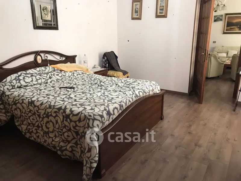 Chambres - Central Quadrilocale with Balcony in Sanremo