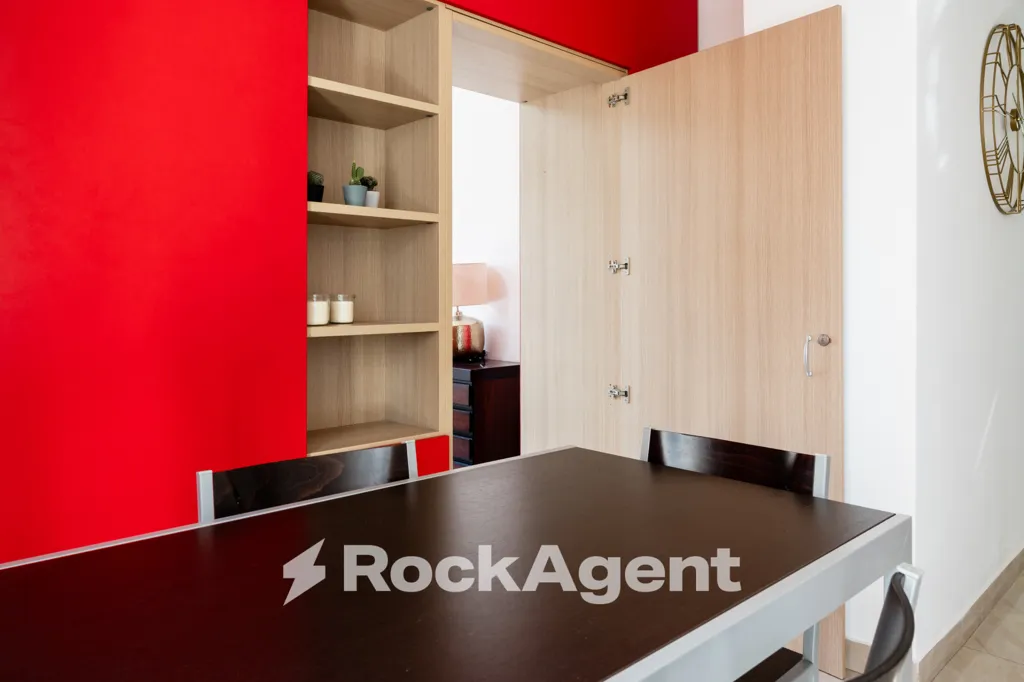 Esszimmer - 2-Bedroom Apartment with Balcony in Rome