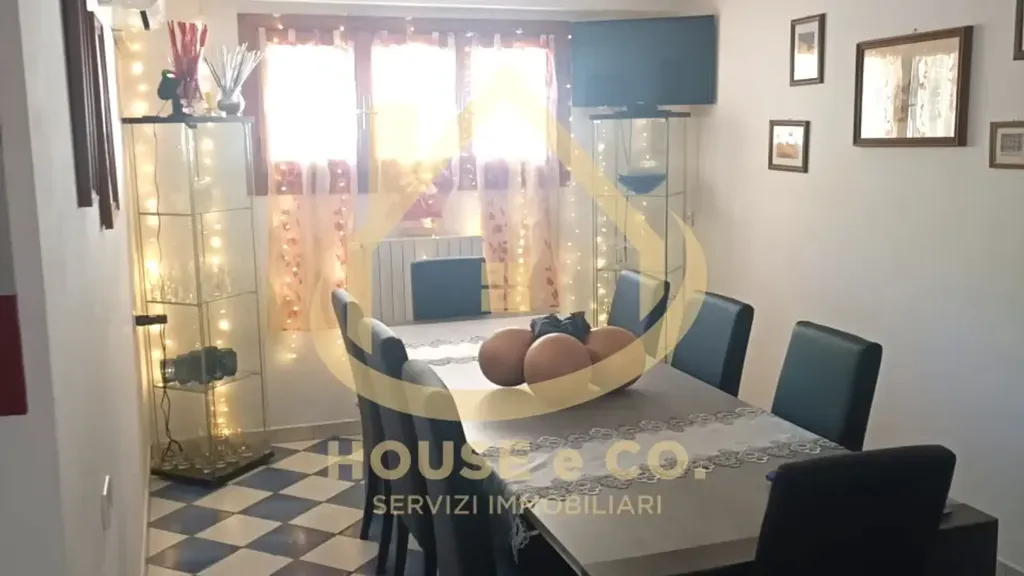 Salle à manger - Villa with Private Garden in Vigevano