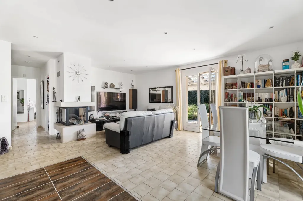 Séjour - Villa avec Piscine à Bois Fleuri, Biot