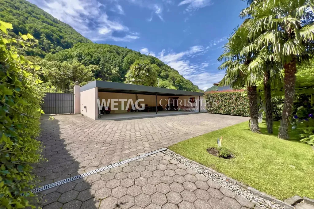 Außenansicht - Historisches Haus mit Innenhof am Lago Maggiore