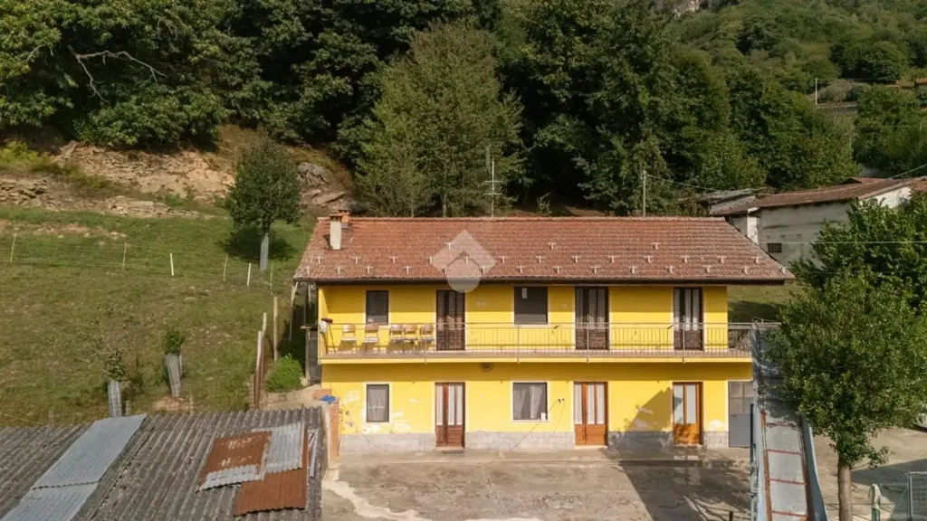 Õhuvaade - Independent House with Panoramic View in Rifreddo