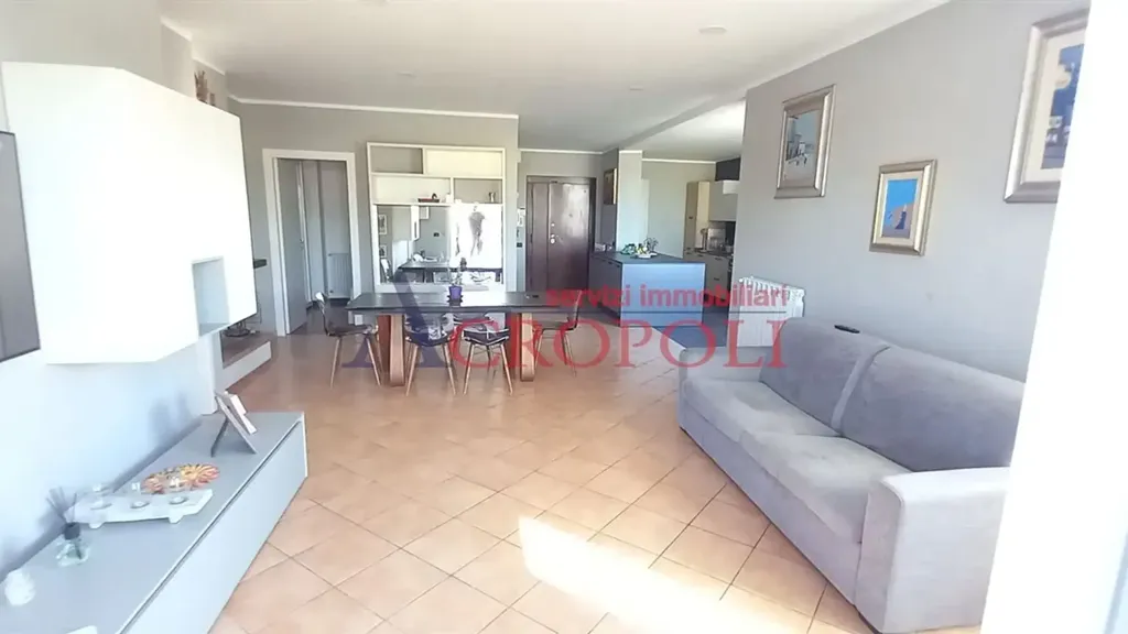 Elutuba - Rearranged Apartment with Balcony in Bracciano