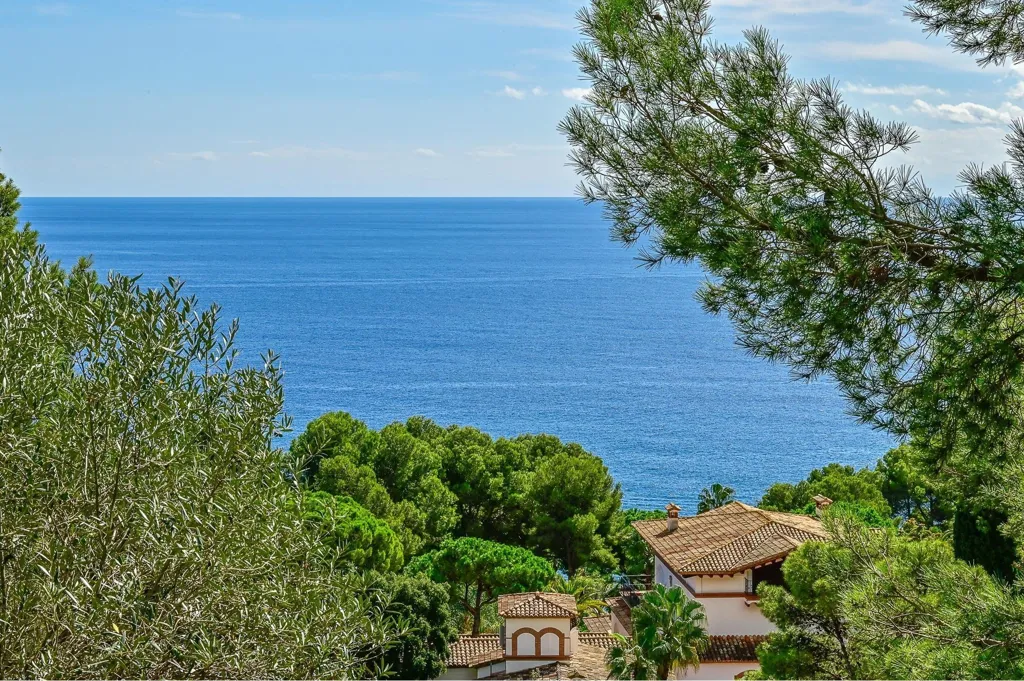 Aed - Detached Villa with Sea Views in Punta Brava