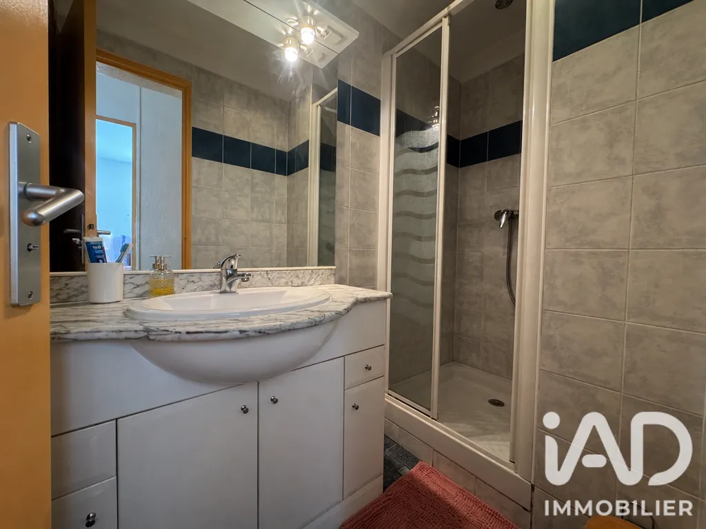 Vannitoad - Leased 2-Bed Apartment in Marseille 9th