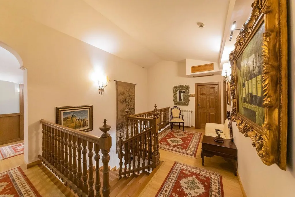 Entrée - Hotel Chalet with Pool in Olite