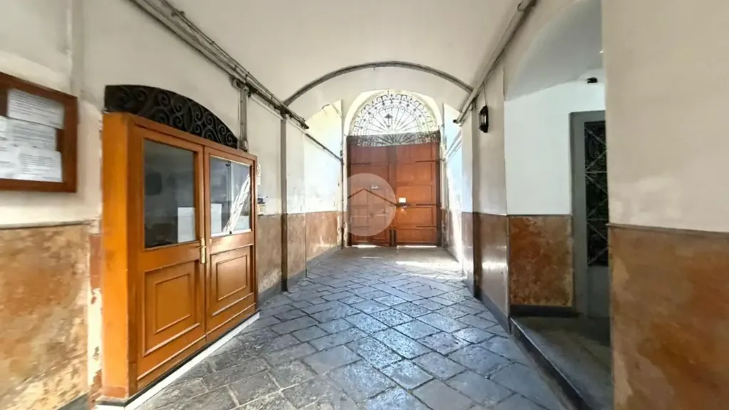 Entrée - 6-Room Apartment with Garden in Naples