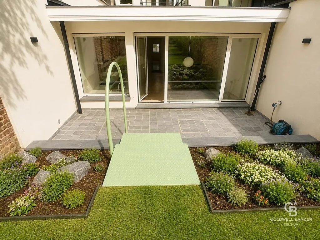 Aed - One-Bedroom Apartment with Large Garden in Uccle