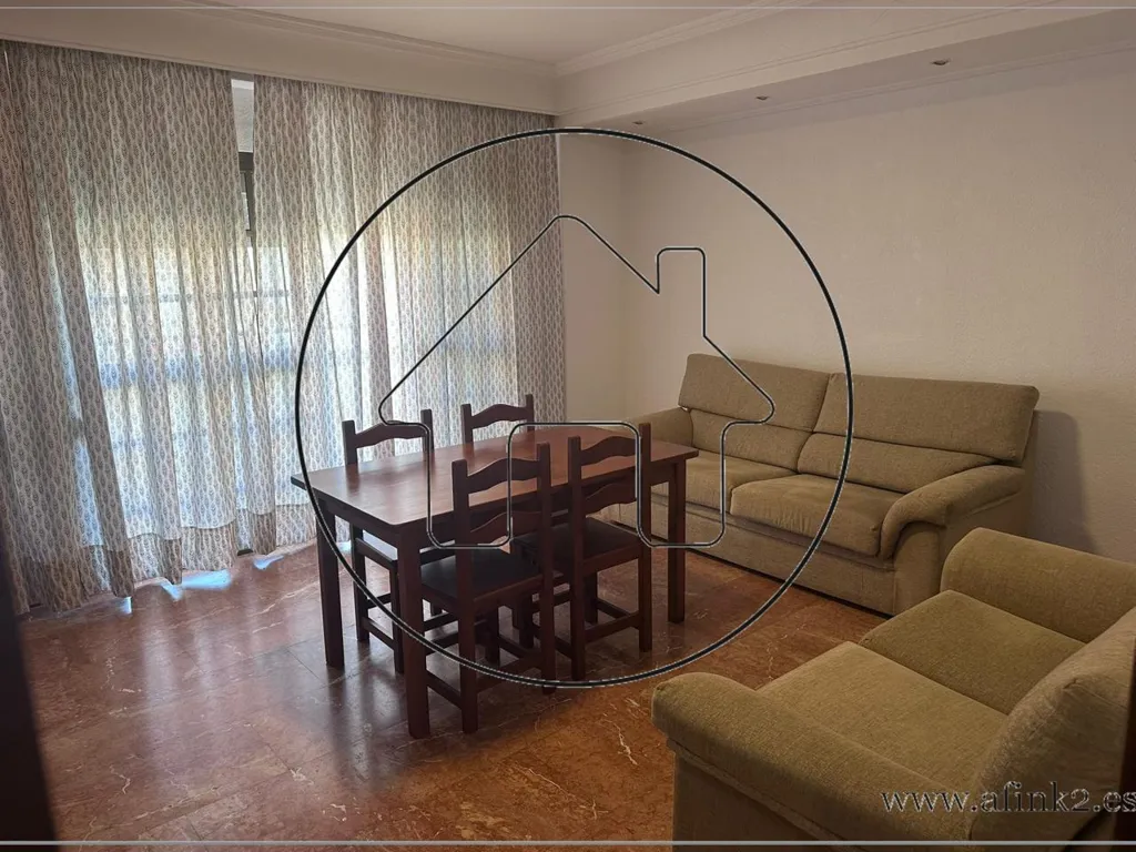 Salle à manger - Furnished Flat with Balcony in Seville