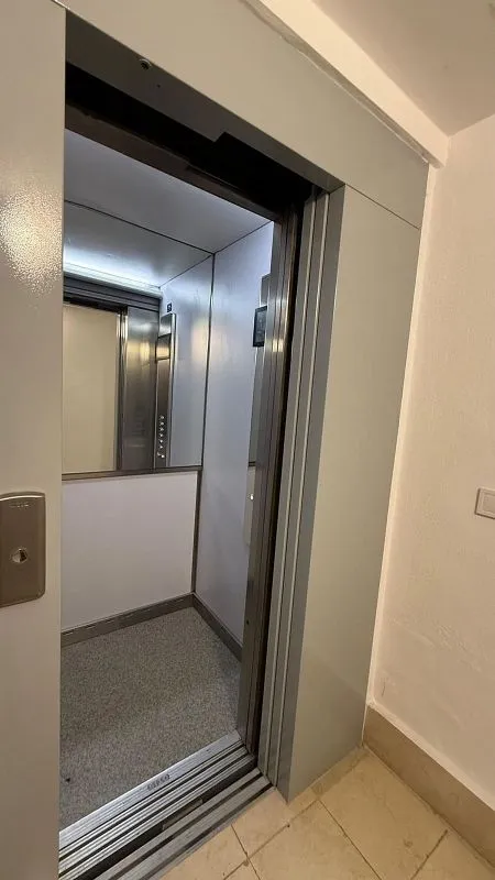 Entrée - Apartment with Garage in El Carmen, Murcia