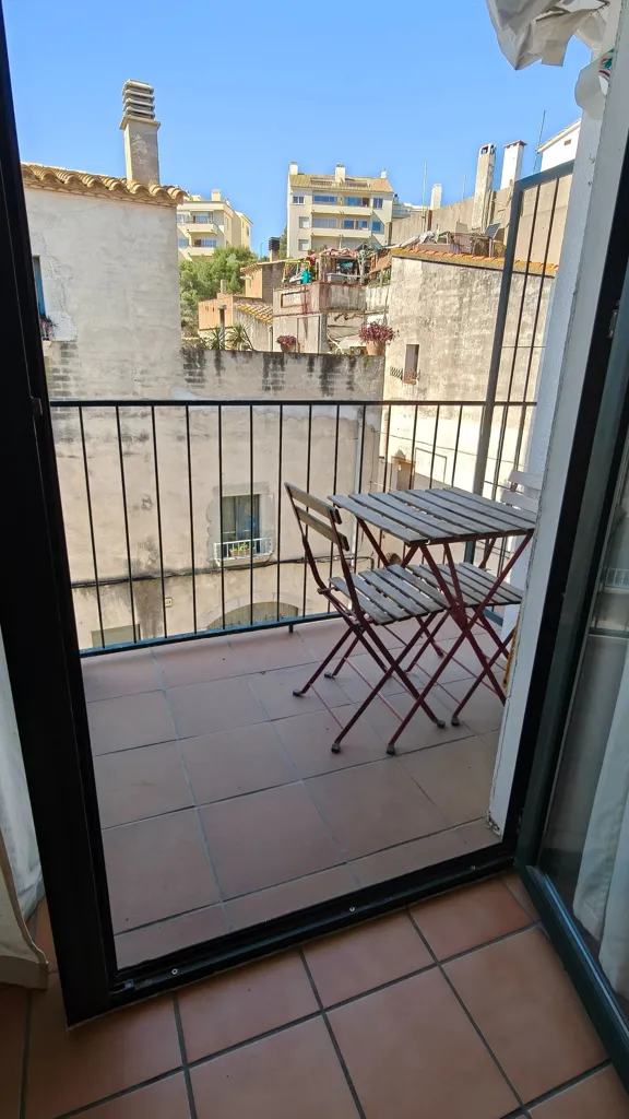 Rõdu - Modern Flat with Sea View in L'Escala