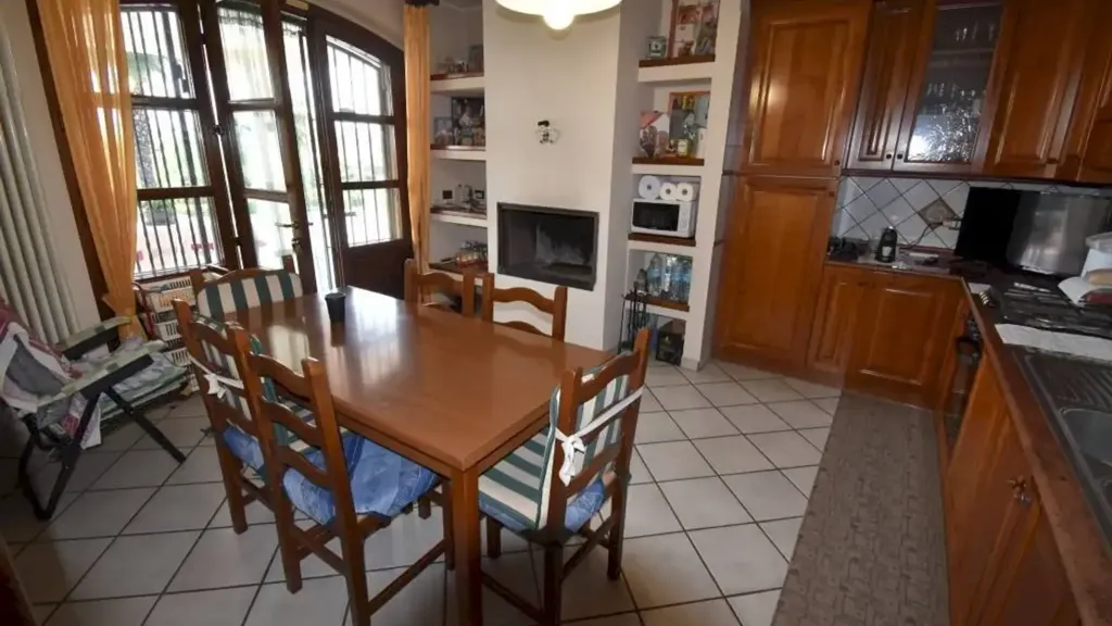 Sala da pranzo - Villa with Pool in Nizza Monferrato